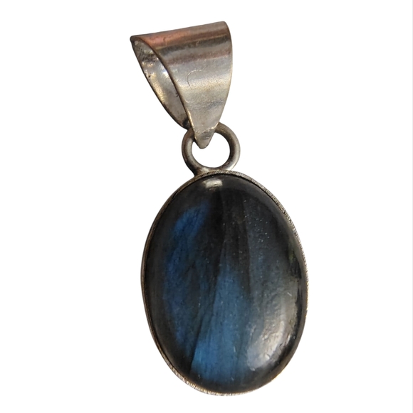 Jewelry - Dainty Oval Blue Labradorite 925 Sterling Silver Pendant